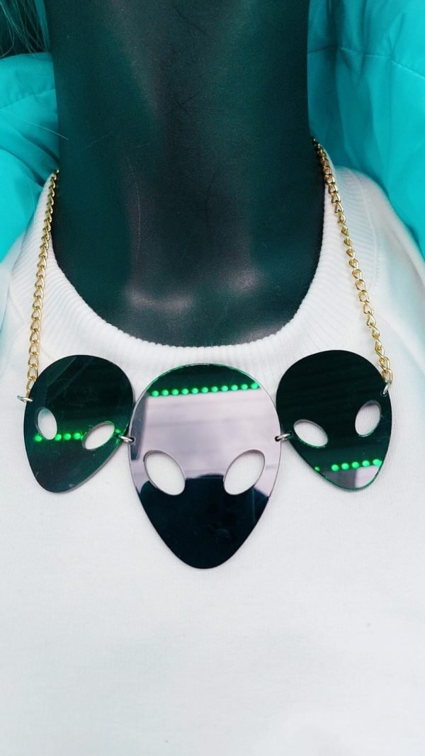 Collar aliens 👽💚 3D