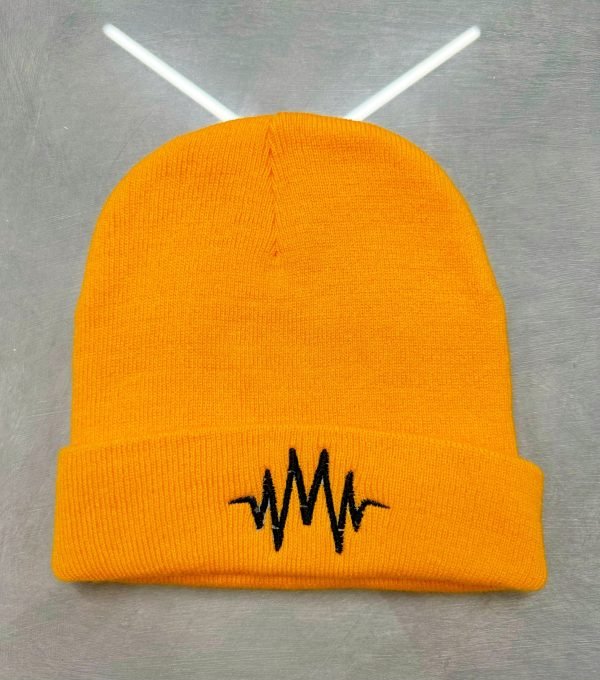 Beanie yellow logo marciana