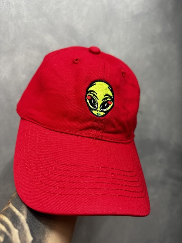 Cap Alien love 👽❤️ - Image 2